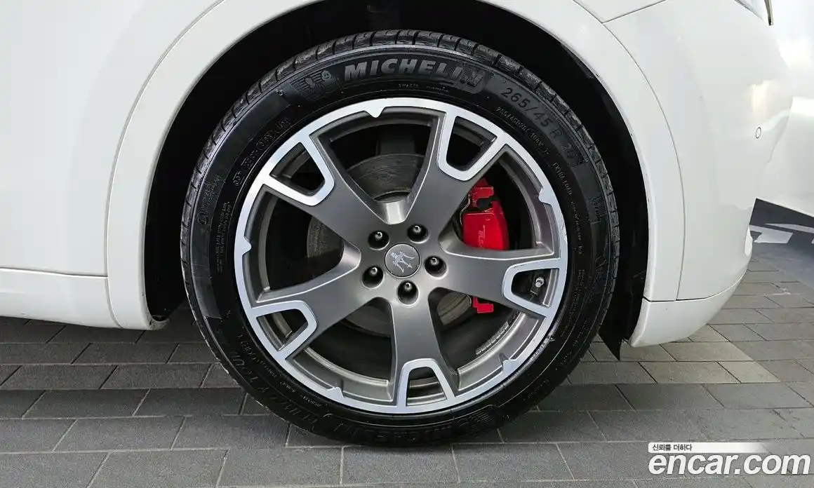 Maserati Levante 2017 3.0 гидро в Москве № 1015715, фото 5