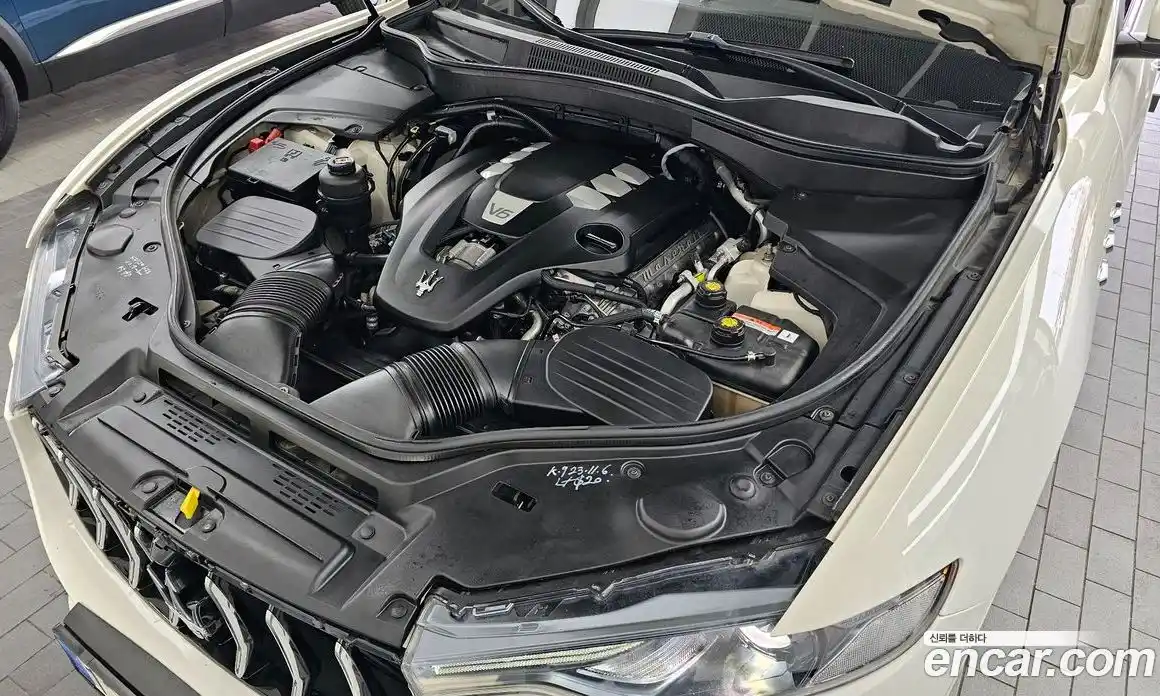 Maserati Levante 2017 3.0 гидро в Москве № 1015715, фото 6