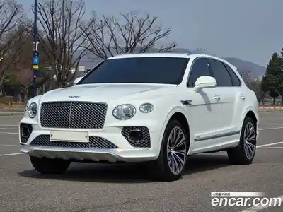 Bentley Bentayga, 2023