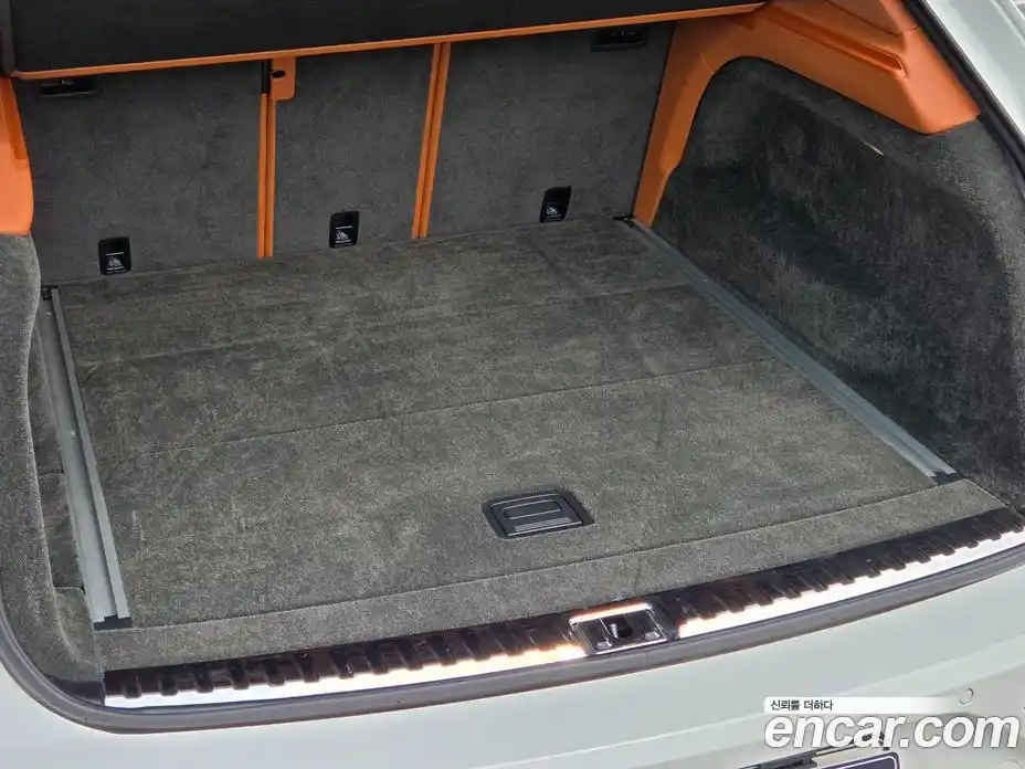 Bentley Bentayga 2023 4.0 гидро в Москве № 1016051, фото 20