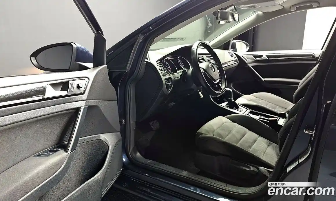 Volkswagen Golf 2015 1.6 гидро в Москве № 136334, фото 12