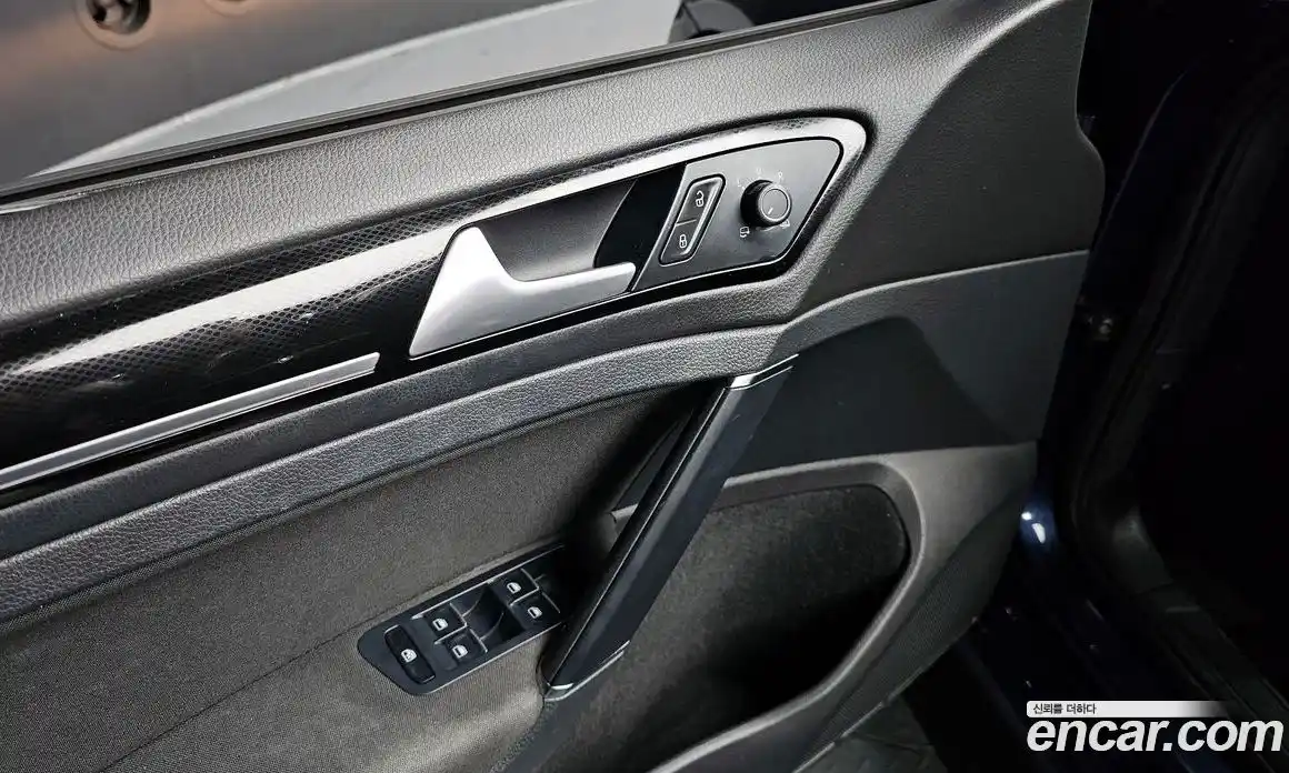 Volkswagen Golf 2015 1.6 гидро в Москве № 136334, фото 13