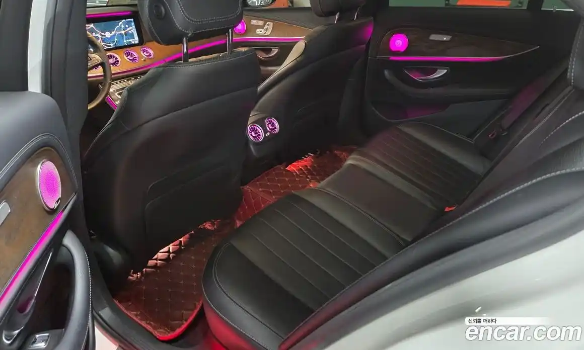 Mercedes-Benz E-Class 2017 2.0 гидро в Москве, фото 12