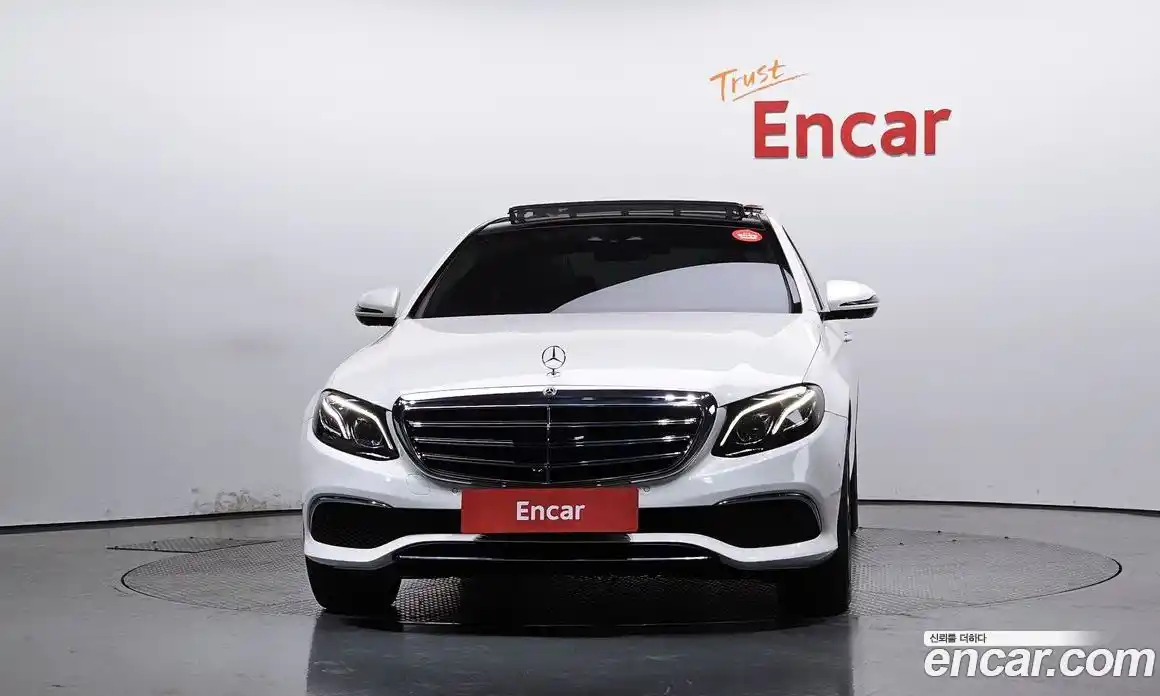 Mercedes-Benz E-Class 2017 2.0 гидро в Москве, фото 3