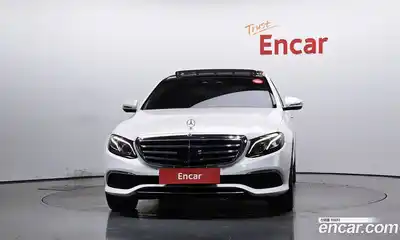 Mercedes-Benz E-Class 2017 2.0 гидро в Москве, миниатюра 3