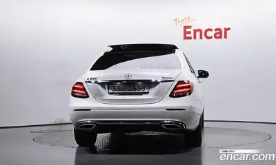 Mercedes-Benz E-Class 2017 2.0 гидро в Москве, миниатюра 4