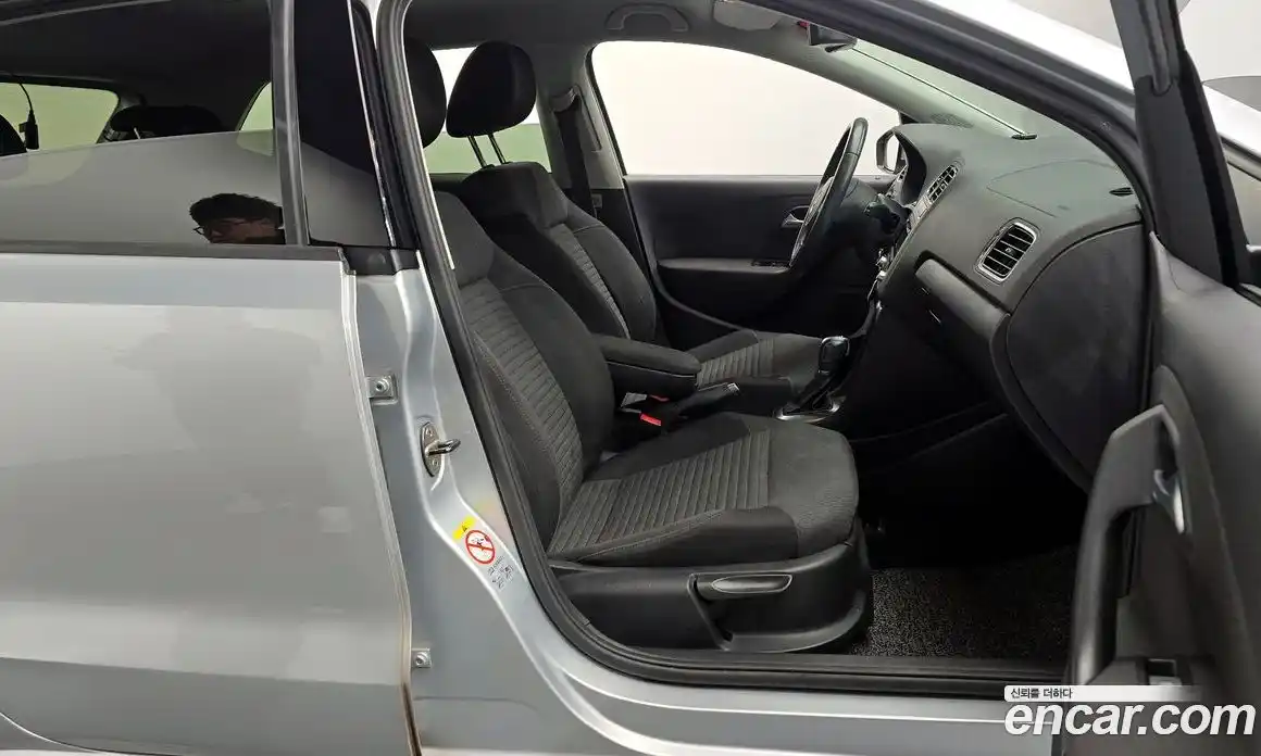 Volkswagen Polo 2014 1.6 гидро в Москве № 156151, фото 11