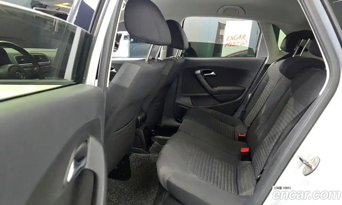 Volkswagen Polo 2014 1.6 гидро в Москве № 156151, фото 13