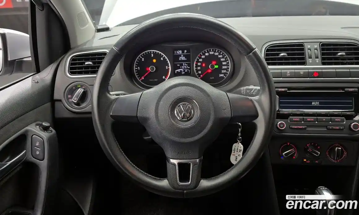 Volkswagen Polo 2014 1.6 гидро в Москве № 156151, фото 14