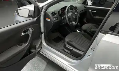 Volkswagen Polo 2014 1.6 гидро в Москве № 156151, миниатюра 10