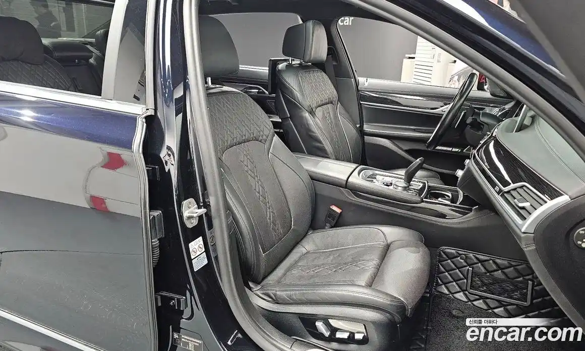 BMW 7-Series 2018 3.0 гидро в Москве № 158844, фото 12