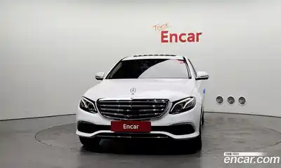 Mercedes-Benz E-Class 2020 2.0 гидро в Москве, миниатюра 3