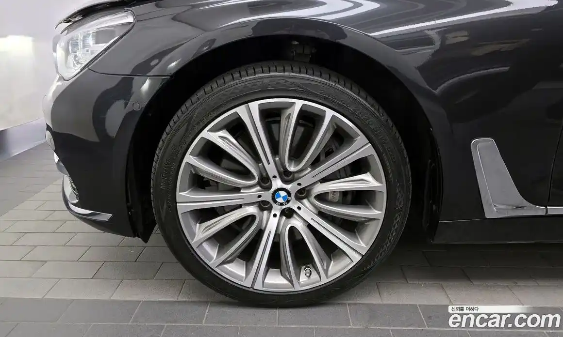 BMW 7-Series 2016 4.4 гидро в Москве № 159311, фото 5