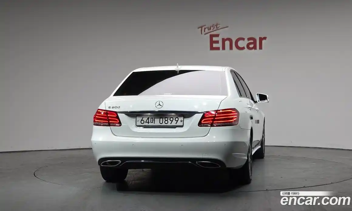 Mercedes-Benz E-Class 2016 2.0 гидро в Москве № 160557, фото 3
