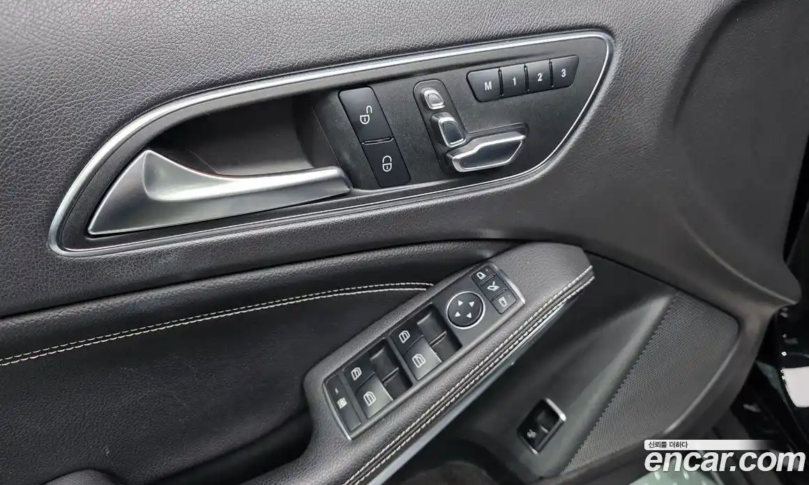 Mercedes-Benz GLA-Class 2018 2.0 гидро в Москве № 160690, фото 13