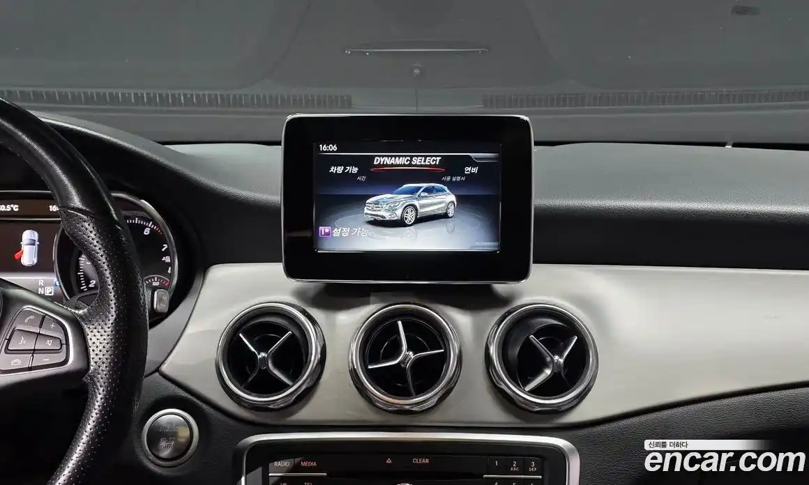 Mercedes-Benz GLA-Class 2018 2.0 гидро в Москве № 160690, фото 16