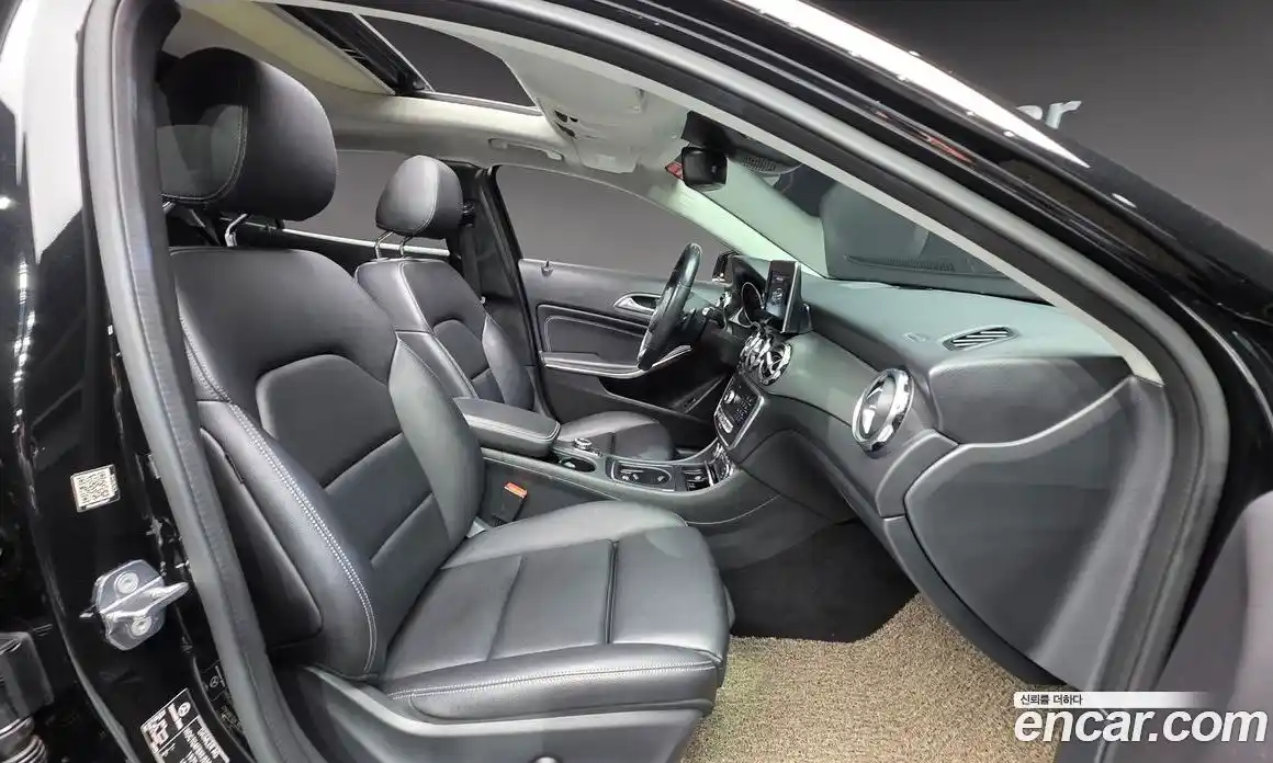 Mercedes-Benz GLA-Class 2018 2.0 гидро в Москве № 160690, фото 10