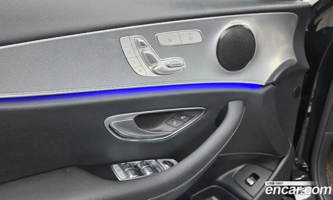 Mercedes-Benz E-Class 2020 2.0 гидро в Москве, фото 17