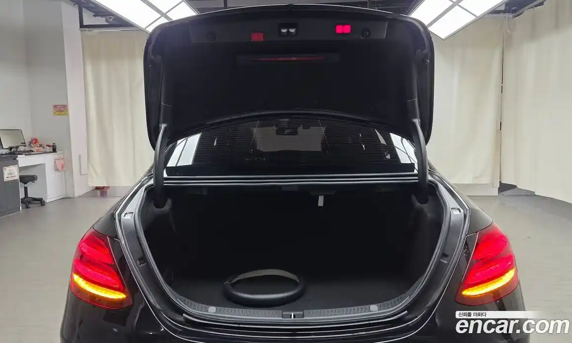 Mercedes-Benz E-Class 2020 2.0 гидро в Москве, фото 20