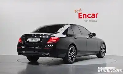 Mercedes-Benz E-Class 2020 2.0 гидро в Москве, миниатюра 2