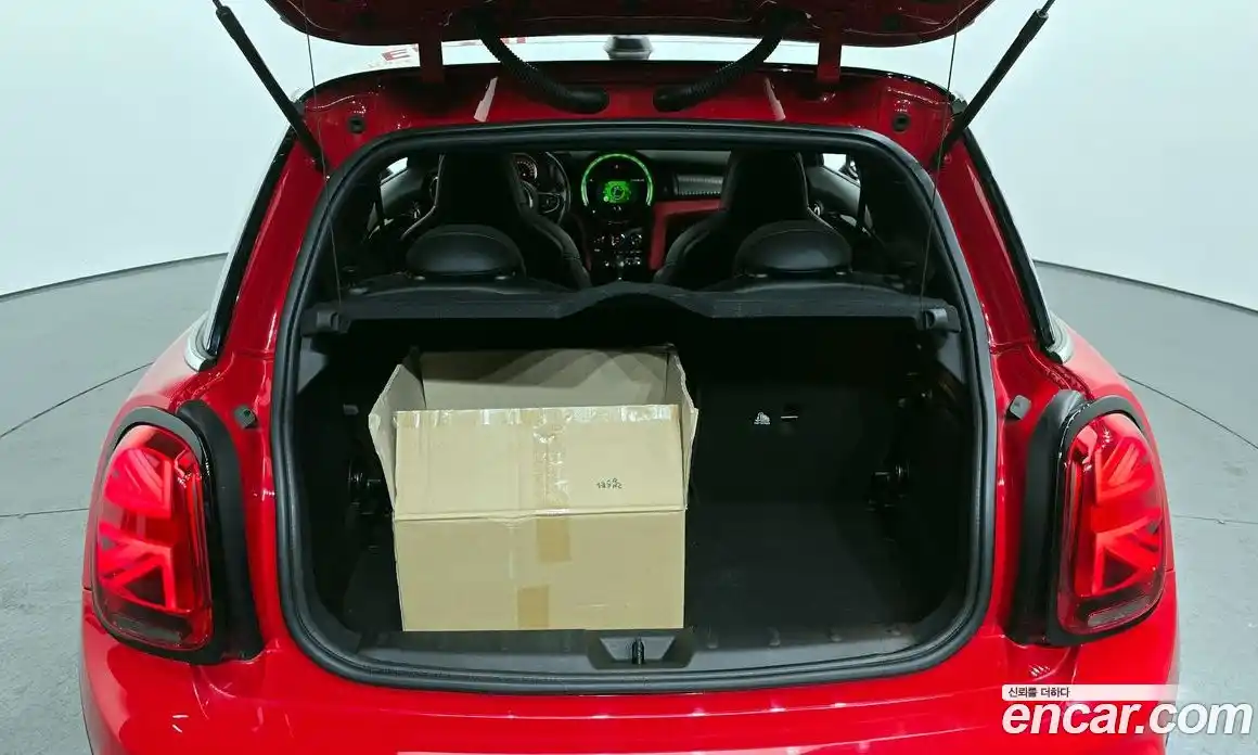 Mini Cooper 2018 2.0 гидро в Москве № 161450, фото 20