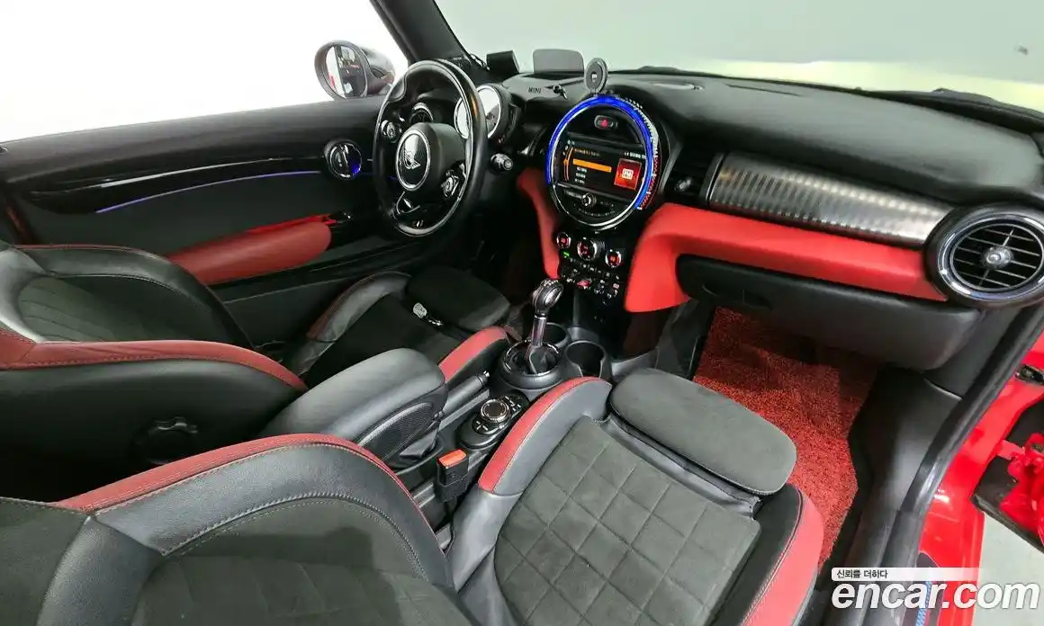 Mini Cooper 2018 2.0 гидро в Москве № 161450, фото 7