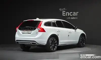 Volvo V60 2017 2.0 гидро в Москве № 161454, миниатюра 2
