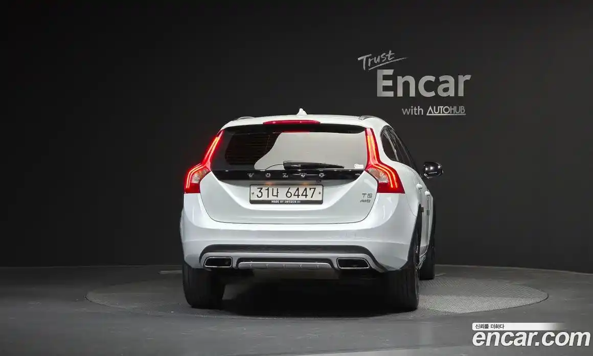 Volvo V60 2017 2.0 гидро в Москве № 161454, фото 4