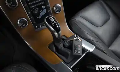 Volvo V60 2017 2.0 гидро в Москве № 161454, миниатюра 9