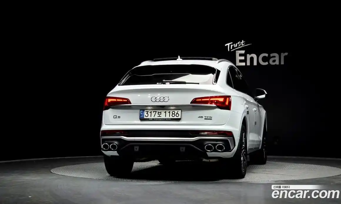 Audi Q5 2022 2.0 гидро в Москве № 162903, фото 4
