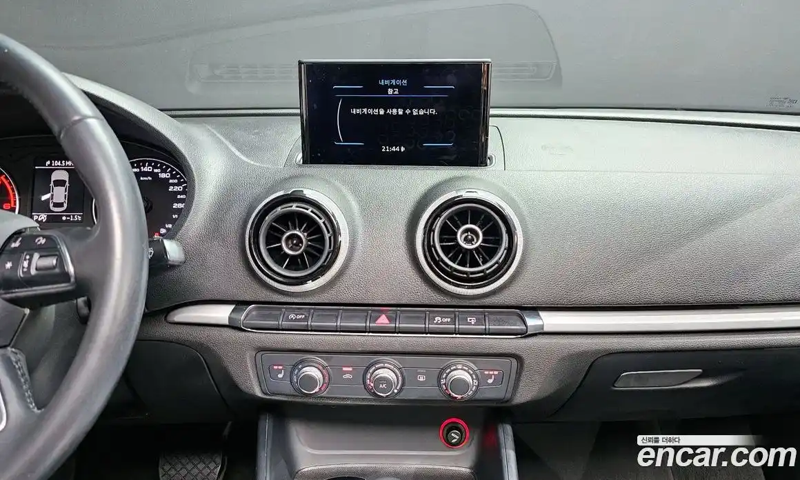 Audi A3 2015 1.6 гидро в Москве № 163284, фото 19
