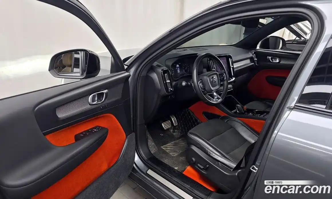 Volvo XC40 2019 2.0 гидро в Москве № 164658, фото 10