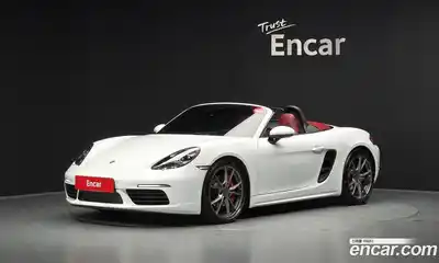Porsche 718, 2017