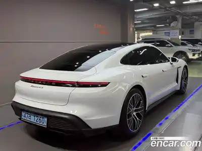 Porsche Taycan 2021 гидро в Москве № 165776, миниатюра 2