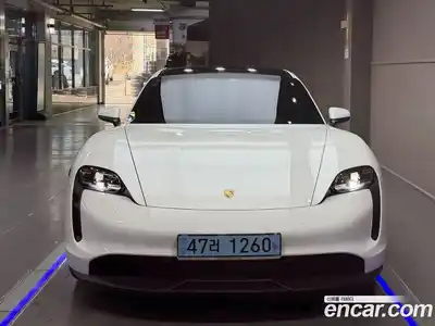 Porsche Taycan 2021 гидро в Москве № 165776, миниатюра 3