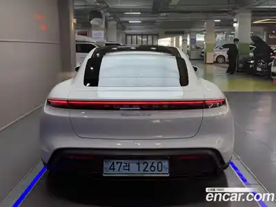 Porsche Taycan 2021 гидро в Москве № 165776, миниатюра 4