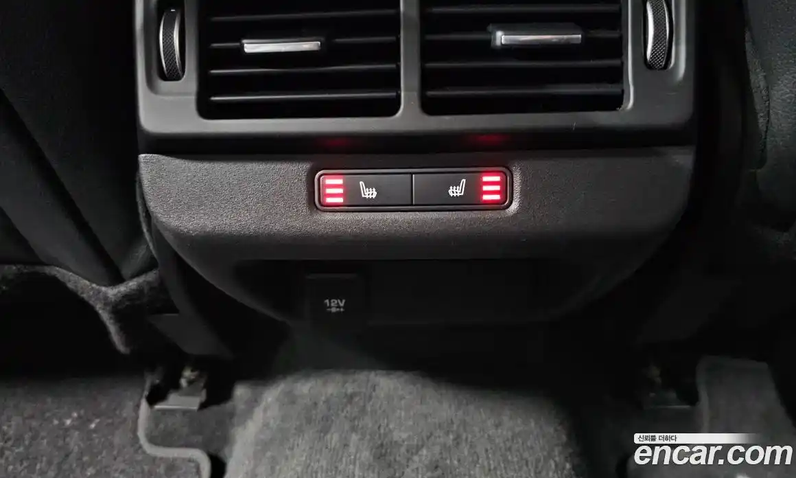Land Rover Range-Rover Evoque 2019 2.0 гидро в Москве № 165995, фото 18