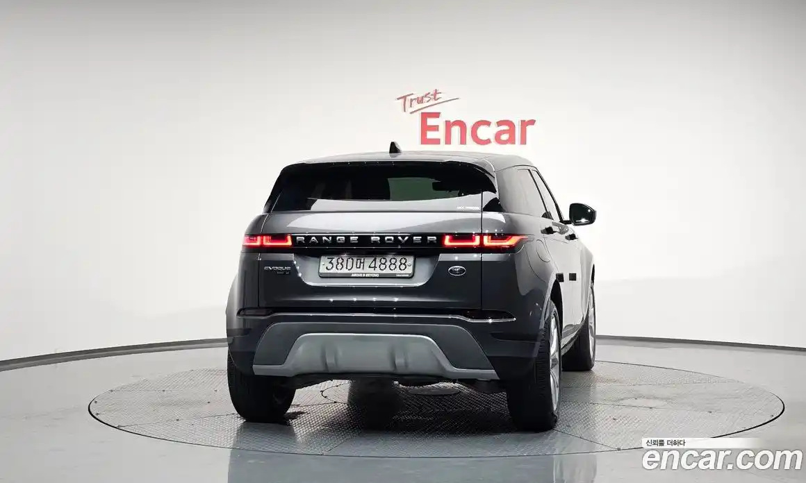 Land Rover Range-Rover Evoque 2019 2.0 гидро в Москве № 165995, фото 3