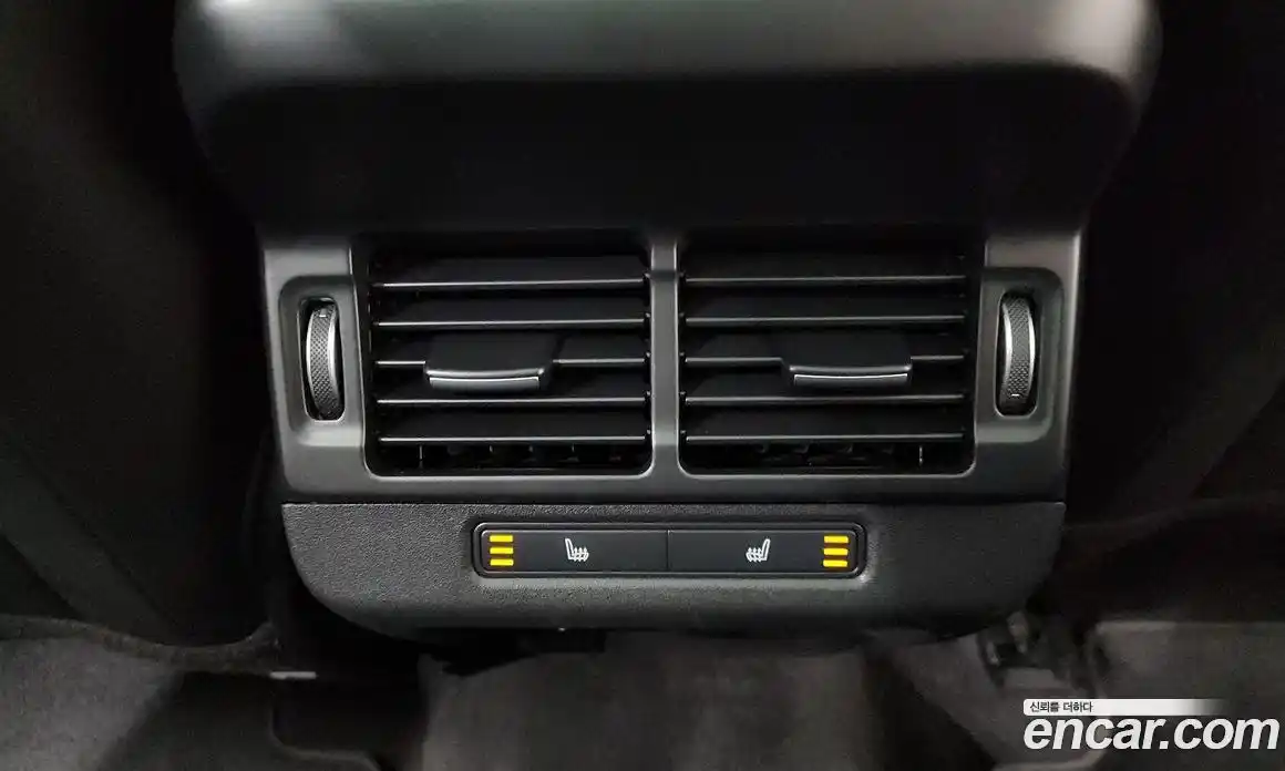 Land Rover Range-Rover Evoque 2021 2.0 гидро в Москве № 166237, фото 19