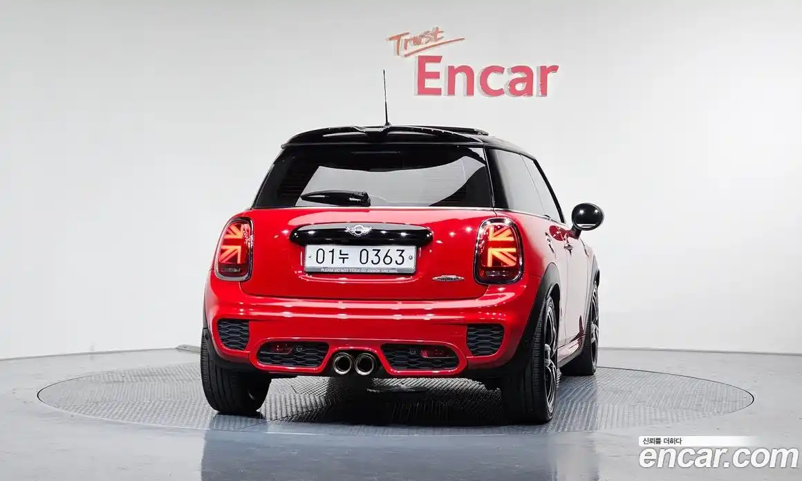 Mini Cooper 2016 2.0 гидро в Москве № 167215, фото 4