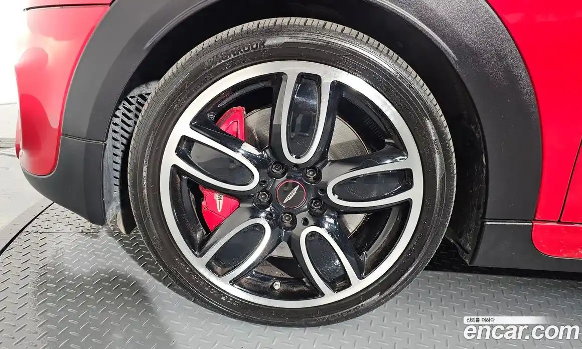 Mini Cooper 2016 2.0 гидро в Москве № 167215, фото 5