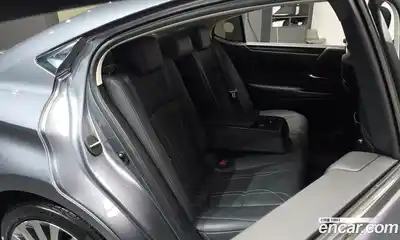 Lexus ES 2020 2.5 гидро в Москве № 168111, миниатюра 11