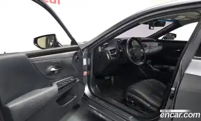 Lexus ES 2020 2.5 гидро в Москве № 168111, миниатюра 12