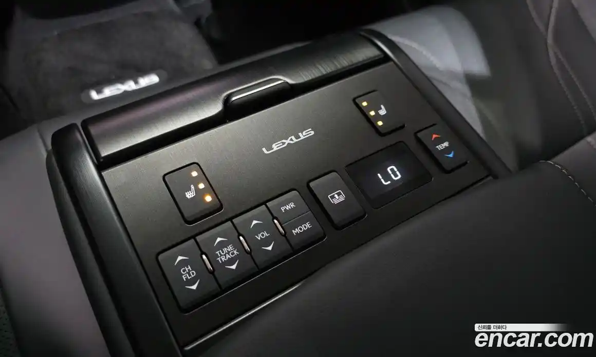 Lexus ES 2020 2.5 гидро в Москве № 168111, фото 19