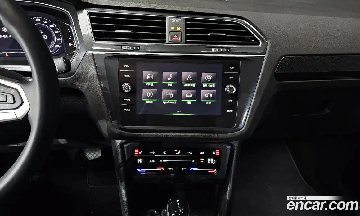 Volkswagen Tiguan 2022 2.0 гидро в Москве № 168662, фото 14