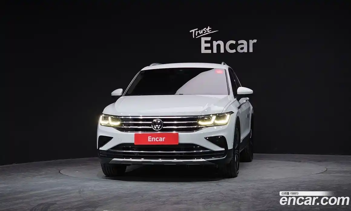 Volkswagen Tiguan 2022 2.0 гидро в Москве № 168662, фото 3