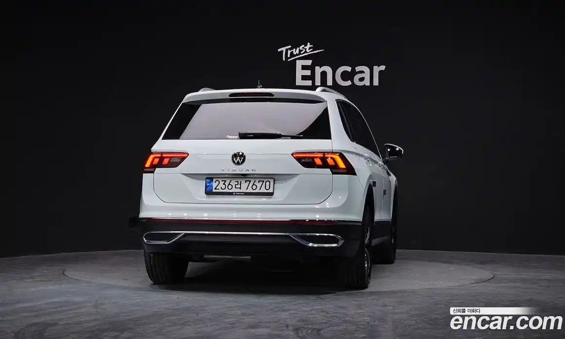 Volkswagen Tiguan 2022 2.0 гидро в Москве № 168662, фото 4