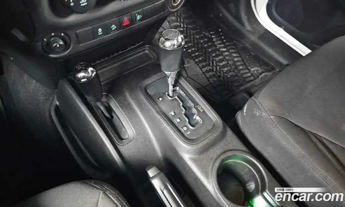 Jeep Wrangler 2013 3.6 гидро в Москве № 169735, фото 9