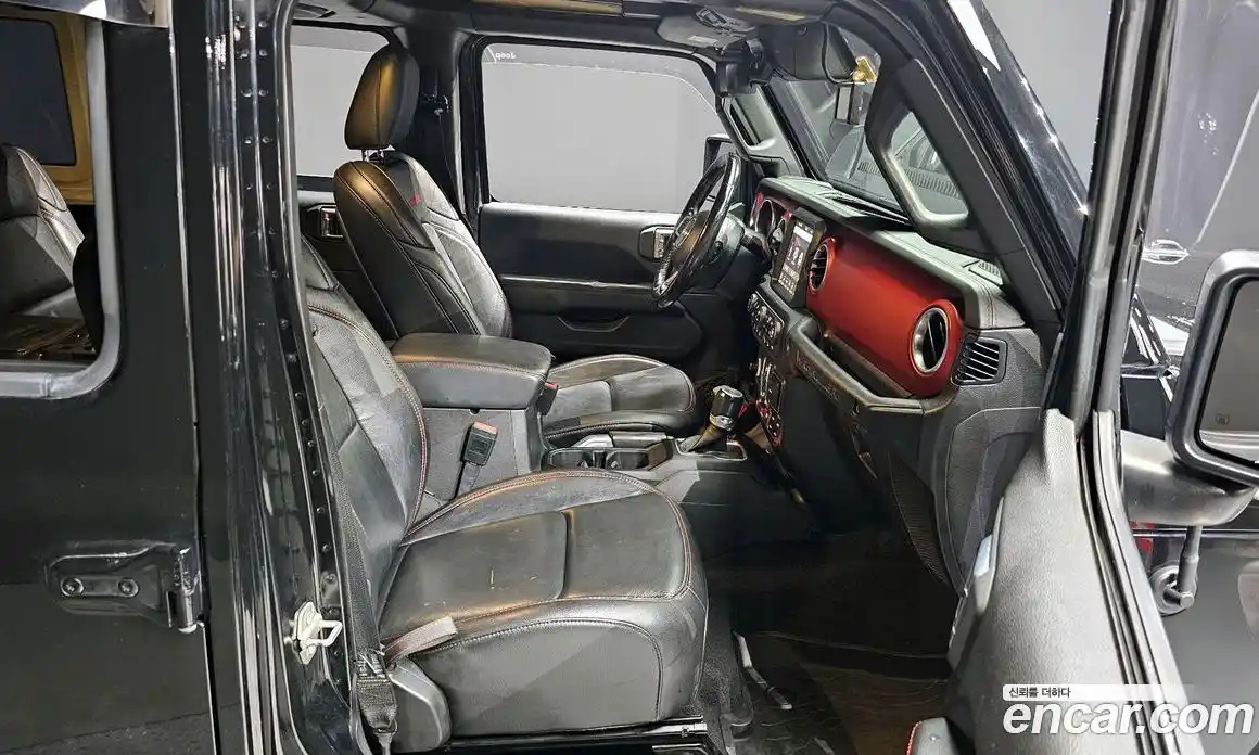 Jeep Wrangler 2019 2.0 гидро в Москве № 169849, фото 11