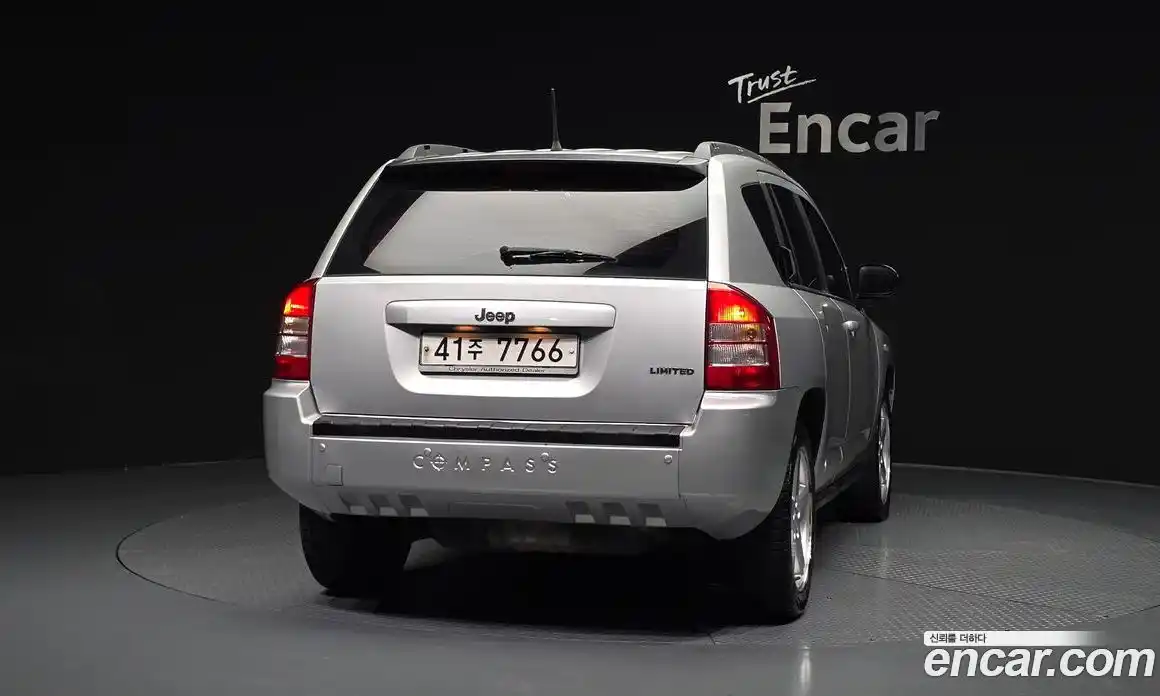 Jeep Compass 2009 2.4 гидро в Москве № 169895, фото 4